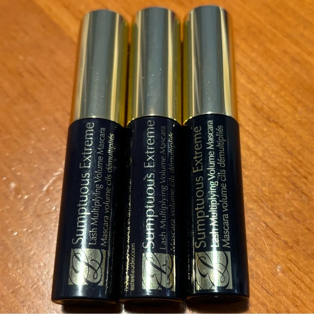3 Estée Lauder Sumptuous Extreme Lash Mascaras